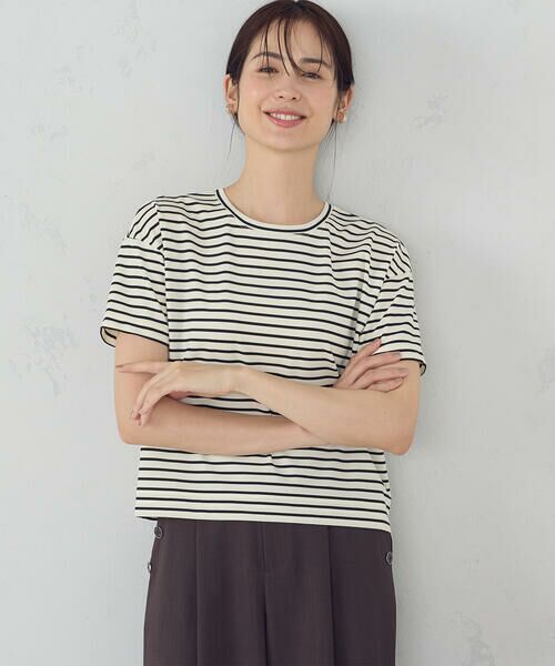 COMME CA ISM/コムサイズム ボックスシルエット クロップ丈ボーダーTシャツ アイボリー M COMME CA ISM/コムサイズム ボックスシルエット クロップ丈ボーダーTシャツ アイボリー M