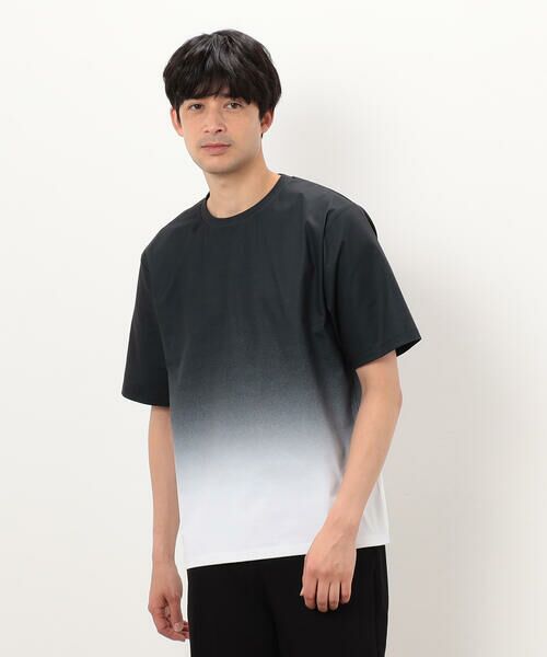 COMME CA ISM/コムサイズム グラデーションプリント Tシャツ ブラック M COMME CA ISM/コムサイズム グラデーションプリント Tシャツ ブラック M
