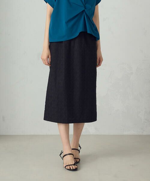 COMME CA ISM / コムサイズム ロング・マキシ丈スカート | エンブロイダリーレース　ナロースカート | 詳細6