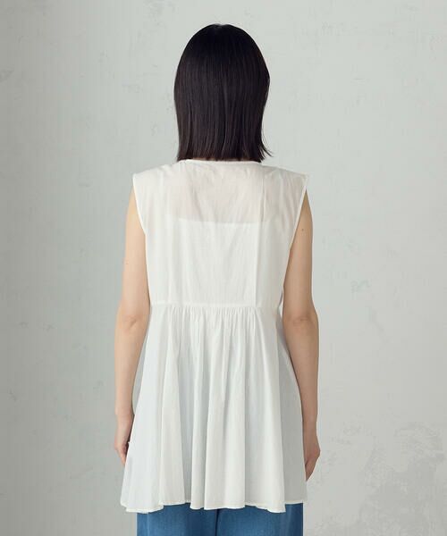 COMME CA ISM / コムサイズム シャツ・ブラウス | インドコットン スモッキング ノースリーブブラウス | 詳細8