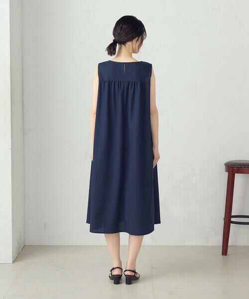 COMME CA ISM / コムサイズム ロング・マキシ丈ワンピース | デイリーリラックス ノースリーブワンピース ナチュラル | 詳細11