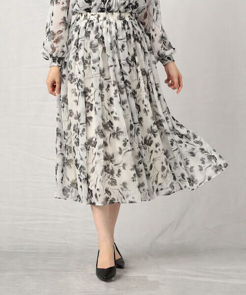 COMME CA ISM / コムサイズム ミニ・ひざ丈スカート | 水彩画の様な滲みが美しく品のあるフラワープリントスカート/セットアップ対応 | 詳細3