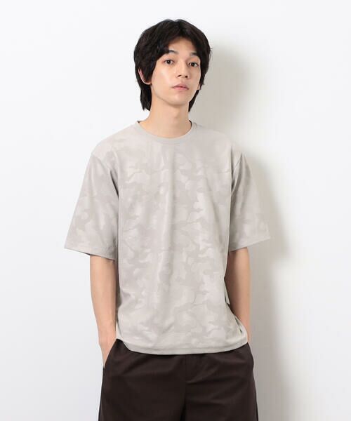 COMME CA ISM/コムサイズム エンボスプリント Tシャツ グレー L COMME CA ISM/コムサイズム エンボスプリント Tシャツ グレー L