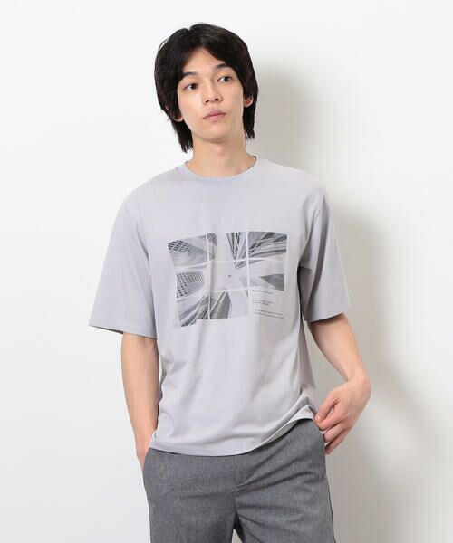 COMME CA ISM/コムサイズム 【接触冷感】 Feel-Cool フォトTシャツ 「CITY SKY」 グレー M COMME CA ISM/コムサイズム 【接触冷感】 Feel-Cool フォトTシャツ 「CITY SKY」 グレー M