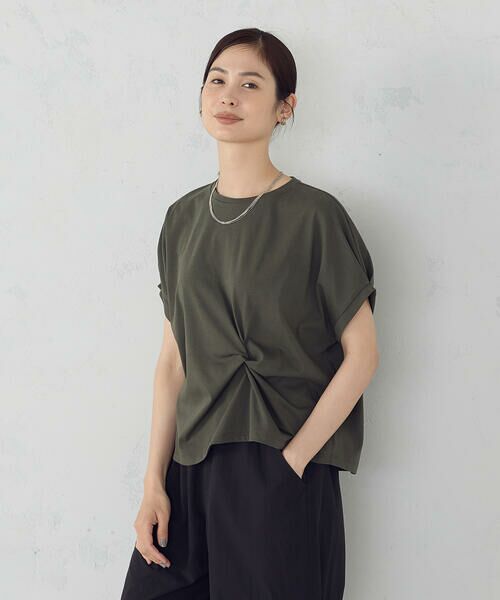 COMME CA ISM/コムサイズム 【接触冷感】ツイストタック Tシャツ カーキ M COMME CA ISM/コムサイズム 【接触冷感】ツイストタック Tシャツ カーキ M