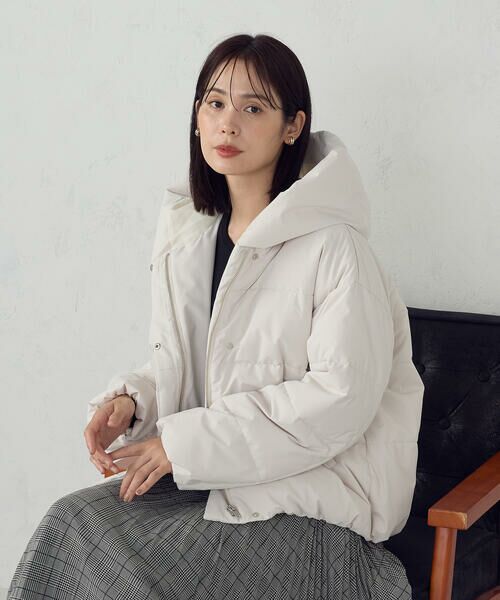 COMME CA ISM / コムサイズム その他アウター | フーデッドショートダウン(グレージュ)