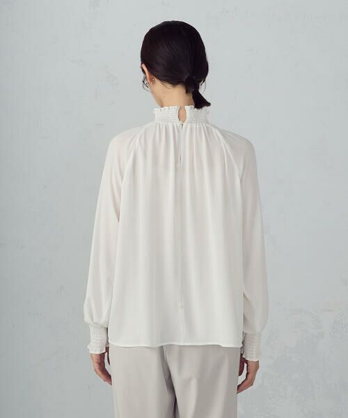 COMME CA ISM / コムサイズム シャツ・ブラウス | シャーリングブラウス | 詳細9