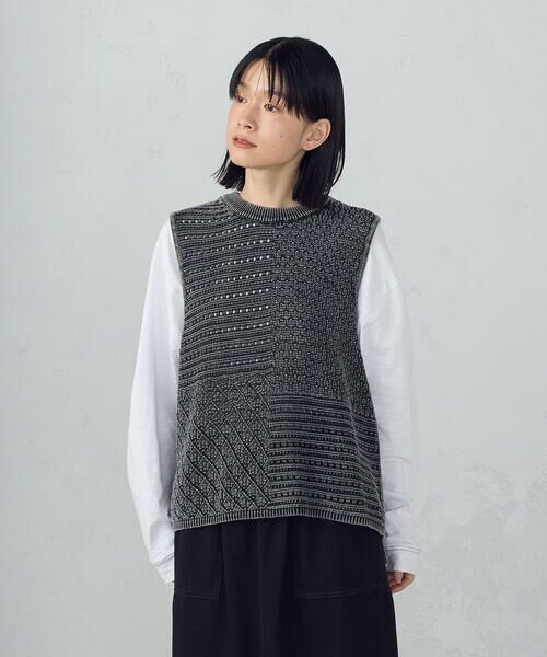 COMME CA ISM / コムサイズム ベスト | 製品染めウォッシュ　透かし柄ニットベスト | 詳細4