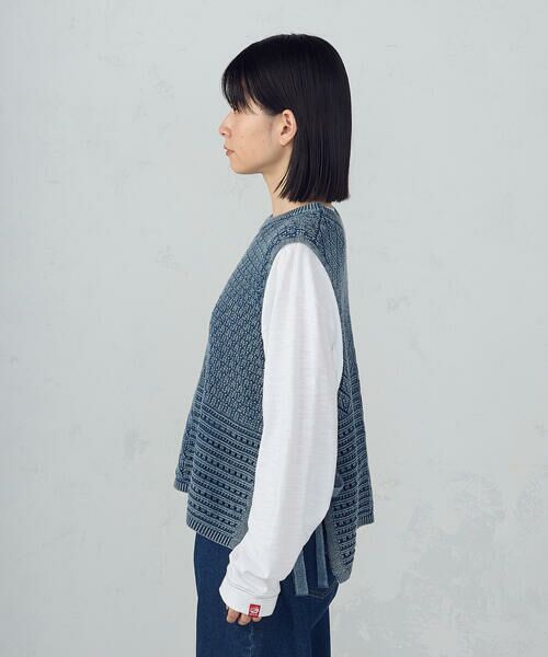 COMME CA ISM / コムサイズム ベスト | 製品染めウォッシュ　透かし柄ニットベスト | 詳細11
