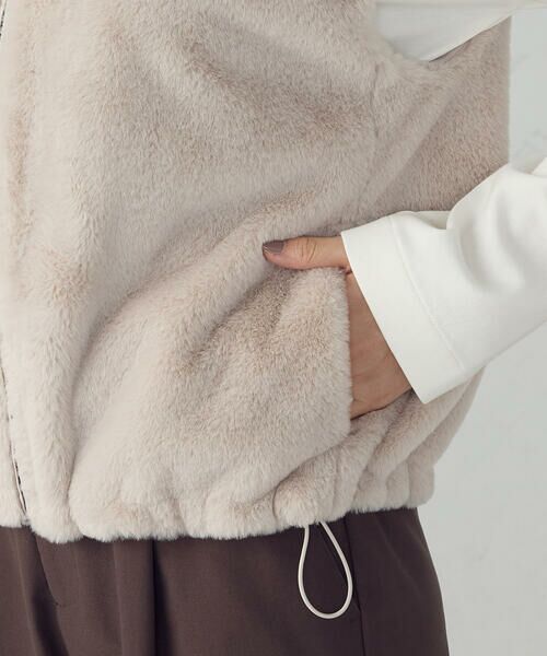 COMME CA ISM / コムサイズム ベスト | ラビット調　ファーフーデッドジレ | 詳細26