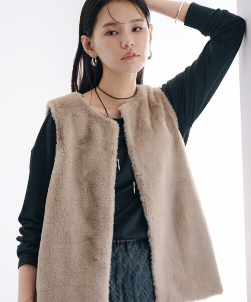 COMME CA ISM / コムサイズム ベスト | ラビット調　ファージレ | 詳細1