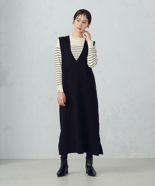 COMME CA ISM / コムサイズム ミニ丈・ひざ丈ワンピース | Ｖネック　ニットワンピース | 詳細2