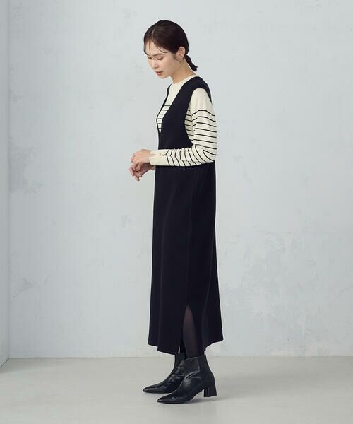 COMME CA ISM / コムサイズム ミニ丈・ひざ丈ワンピース | Ｖネック　ニットワンピース | 詳細3