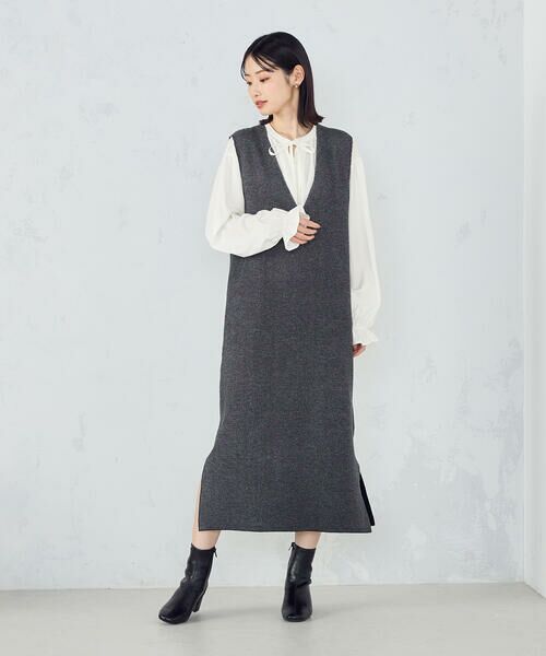 COMME CA ISM / コムサイズム ミニ丈・ひざ丈ワンピース | Ｖネック　ニットワンピース | 詳細8