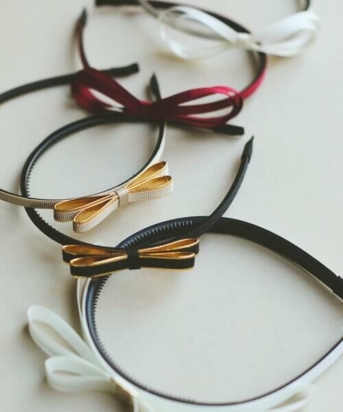 COMME CA ISM / コムサイズム その他 | メタル パーツ付き サテン リボン カチューシャ | 詳細1