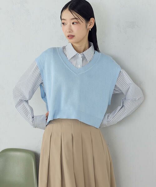 COMME CA ISM / コムサイズム ベスト | Vネックニットベスト（サックス）