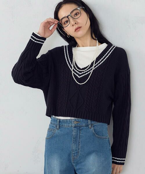 COMME CA ISM / コムサイズム ニット・セーター | チルデン 深Ｖネックニット（ネイビー）