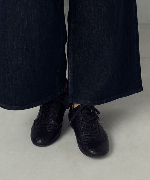 COMME CA ISM / コムサイズム フラットシューズ | レースアップシューズ（ブラック）