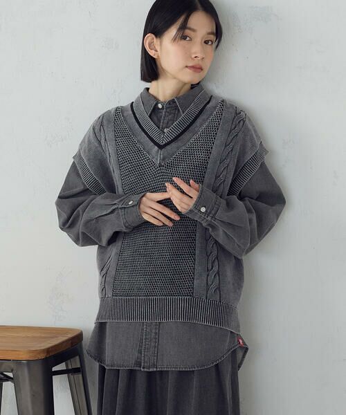 COMME CA ISM / コムサイズム ベスト | デニム調ニットベスト（グレー）