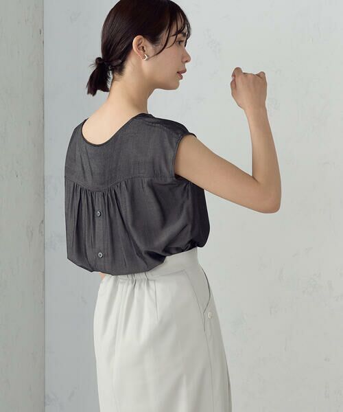 COMME CA ISM / コムサイズム シャツ・ブラウス | 後ろ開きノーカラーブラウス/セットアップ対応 | 詳細4