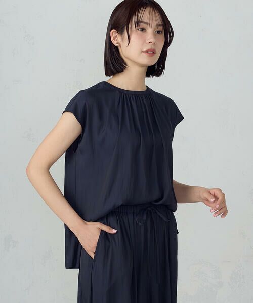 COMME CA ISM / コムサイズム シャツ・ブラウス | ゆるっとろみ ブラウス/セットアップ対応（ネイビー）