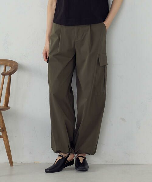COMME CA ISM / コムサイズム カーゴパンツ | ポリエステルマイクロツイル カーゴパンツ（カーキ）