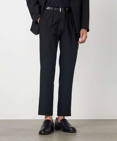 COMME CA ISM / コムサイズム スラックス・ドレスパンツ | 【セットアップ対応】【ウォッシャブル】ポリエステル シアサッカー テーパードパンツ（チャコール）