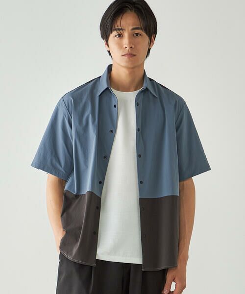 COMME CA ISM / コムサイズム シャツ・ブラウス | リップストップ ナイロンストレッチ 半袖ブロッキングシャツ / セットアップ対応（ブルー）