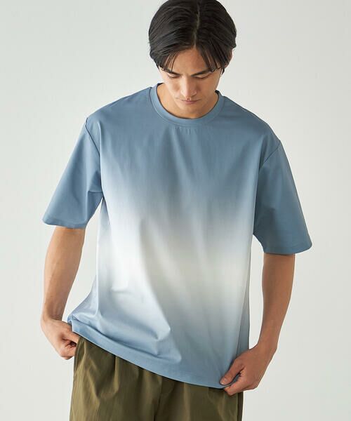 COMME CA ISM / コムサイズム Tシャツ | グラデーションプリント Tシャツ（ライトグレー）