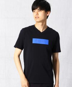 オーロラプリント　VネックTシャツ