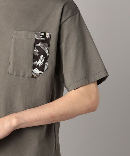 COMME CA MEN / コムサ・メン Tシャツ | ブラッシュドプリント切替 Tシャツ | 詳細10