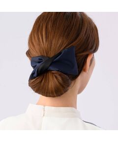 Web限定】ツイストベルベット シュシュ （ヘアゴム・シュシュ