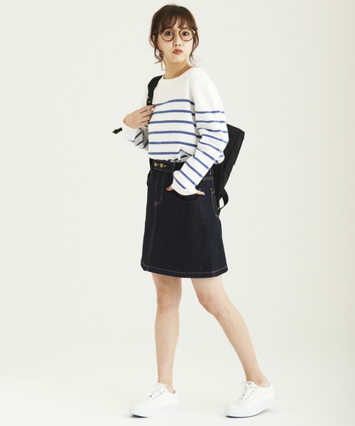 ボトムを選ばずに合わせられるので、
コーデの幅がぐんと広がるプルオーバーです♪