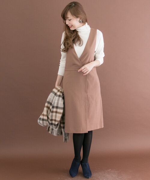 Urban Research Rossoスタッフのワンピースを使ったレディースファッションコーディネート No