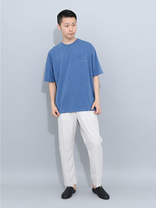 Sense Of Place By Urban Researchスタッフのtシャツを使ったメンズファッションコーディネート No