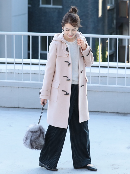 BEAUTY&YOUTH の定番人気ダッフルコートをメインにしたスタイル。