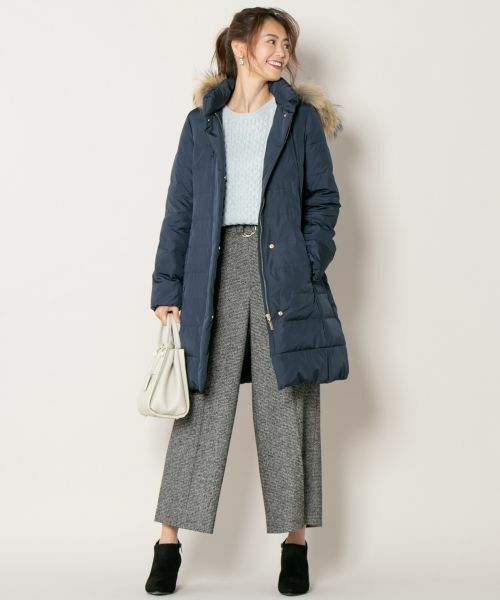 組曲スタッフのダウンジャケット ベストを使ったレディース