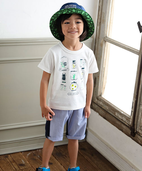 【Noeil aime BeBe(ノイユ エーム べべ)】

昆虫をコレクションしたTシャツは楽しい１枚☆
スウェットパンツと合わせた、ラフに普段使いして頂きたいコーデです。
リバーシブルのハットはコーディネートによって楽しめるのでおススメのアイテムです！