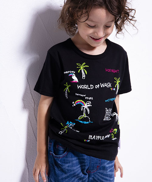 【WASK (ワスク)】

前身頃をブロード素材で切り替えたワイドシルエットＴシャツ。
かっこいい迷彩柄とヒョウ柄の２タイプです。
ストレッチのしっかりと効いた６分丈デニムパンツ。
ステッチの配色やピップ部分のモチーフ刺繍がポイントです。