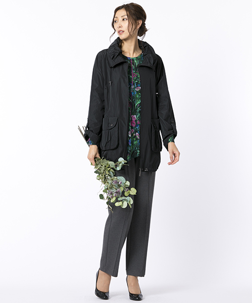 【Liliane Burty　大きいサイズ】軽やかな一枚仕立てのカジュアルジャケット。大人のこなれ感のある着こなしに。しわになりにくく軽量だから、季節の変わり目に重宝する一枚です。