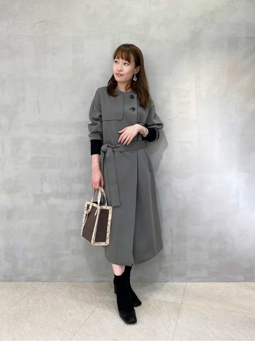 Cast スタッフのその他アウターを使ったレディースファッションコーディネート No