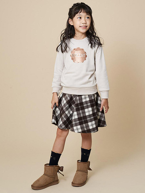 モデル身長：123cm
着用サイズ：120サイズ