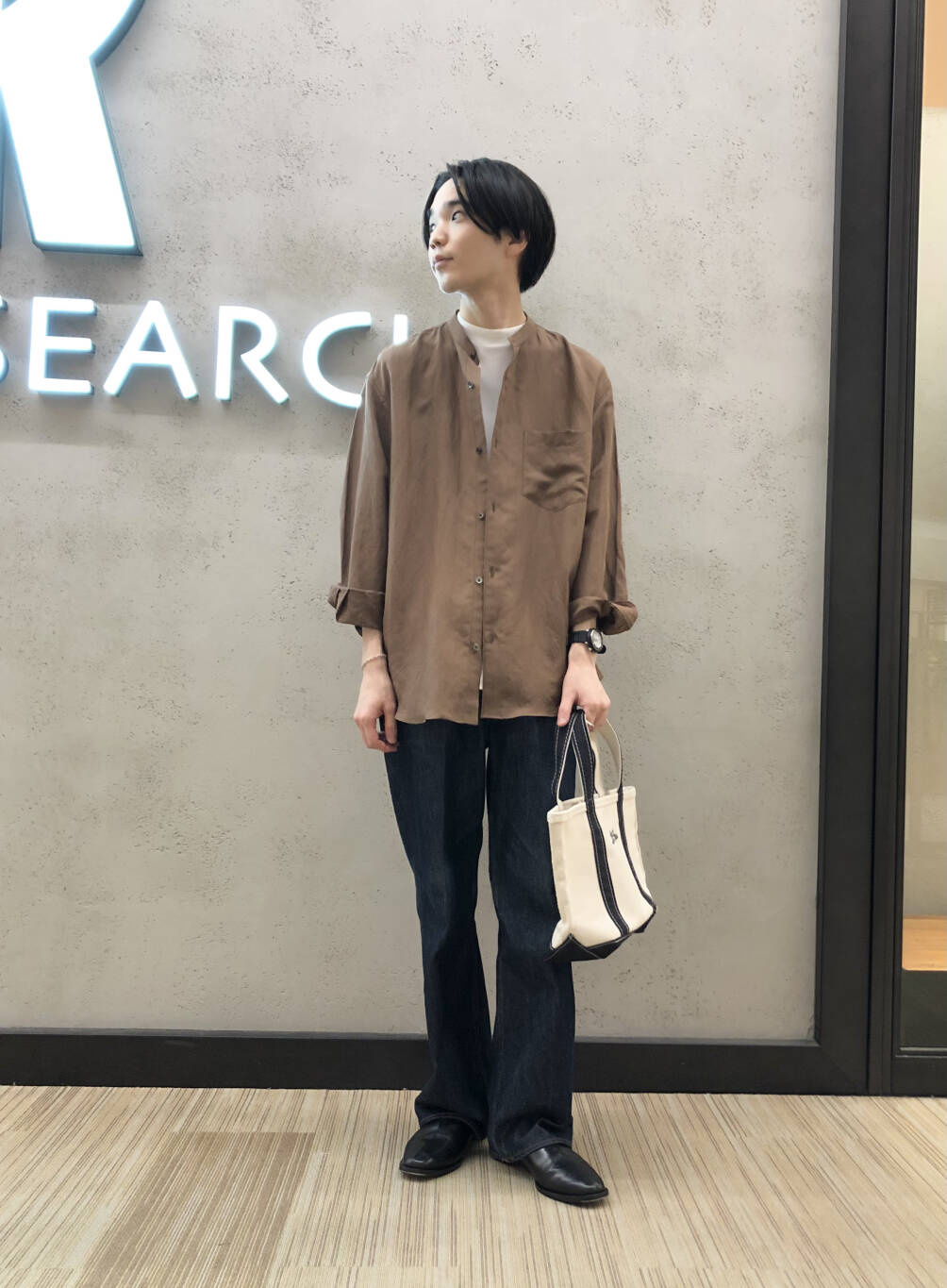 トートバッグを使ったurban Researchのメンズファッションコーディネート一覧 人気ショップスタッフのコーデならタカシマヤファッションスクエアで トートバッグを使ったurban Researchのメンズファッションコーディネート一覧 人気ショップスタッフのコーデならタカシマヤファッションスクエアで