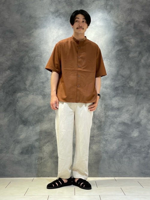 Beauty Youth United Arrowsスタッフのシャツ ブラウスを使ったメンズファッションコーディネート No