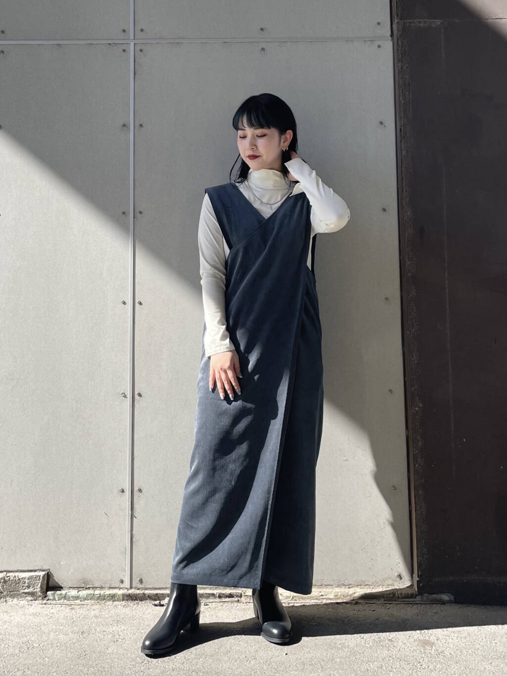 Kbfスタッフのワンピースを使ったレディースファッションコーディネート No