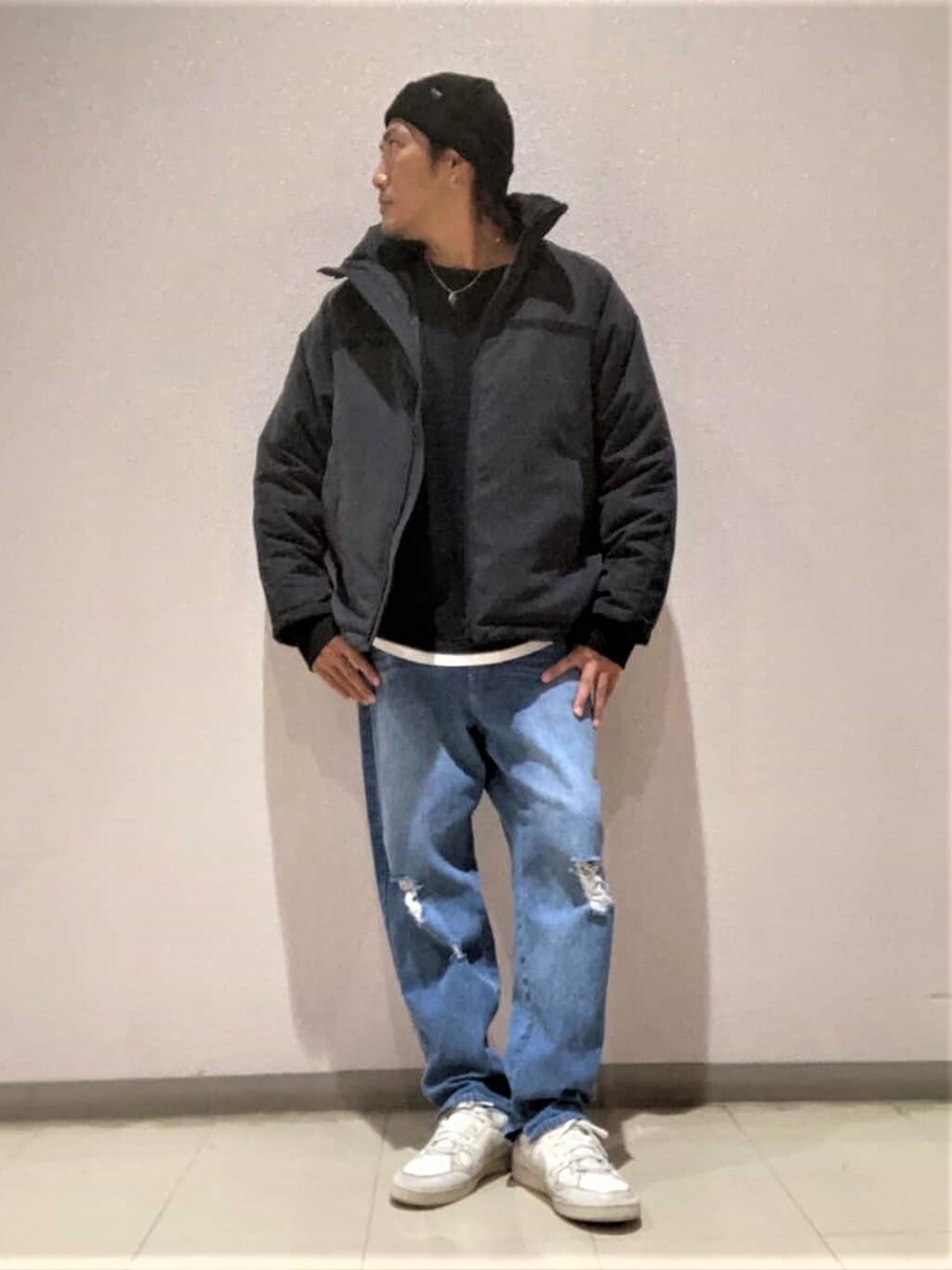 【パープル＆イエロー】
ゆったりしていてリブが付いているので
防寒効果であったかコーディネート。