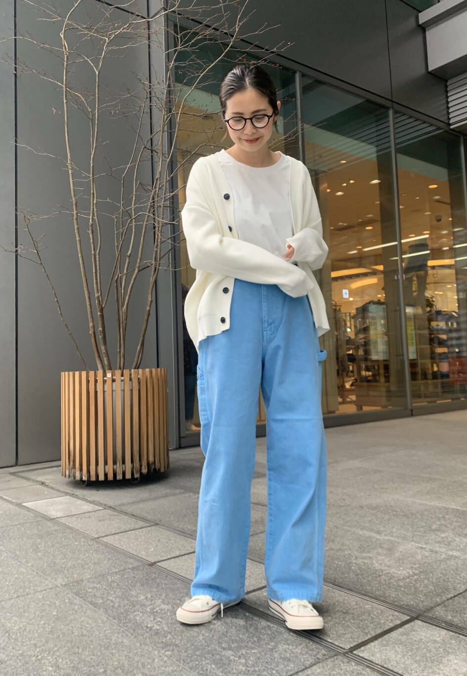 Urban Researchスタッフのサングラス メガネを使ったレディースファッションコーディネート No 599 Urban Researchスタッフのサングラス メガネを使ったレディースファッションコーディネート No 599