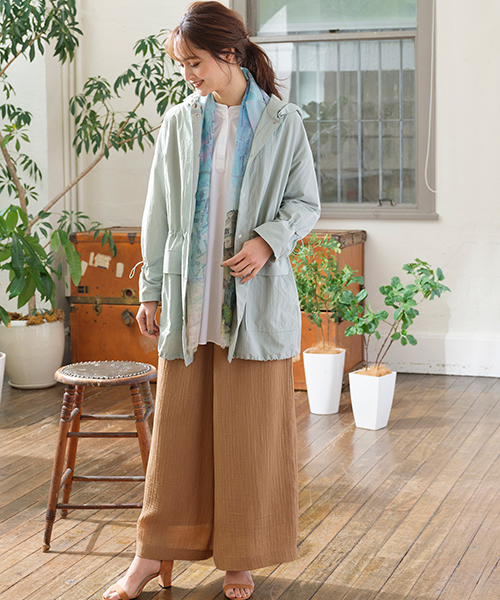 きれいめ”マウンテンパーカー”コーデ。優しいグリーンが春らしい雰囲気です。ワイドパンツを合わせて着こなして。◆大きいサイズ◆model:173cm