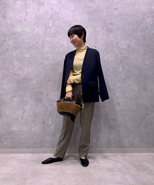 Urban Research Rossoスタッフのノーカラージャケットを使ったレディースファッションコーディネート No