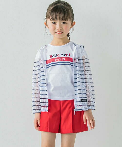 テニスガールのような印象のスタイル。
ハーフパンツにスカートのようなプリーツをデザインすることにより女の子らしくもおしゃれなスタイルに！
Tシャツはタックインすることでスタイルがよく見え、スポーツやタウンスタイルにもピッタリなスタイリングに。